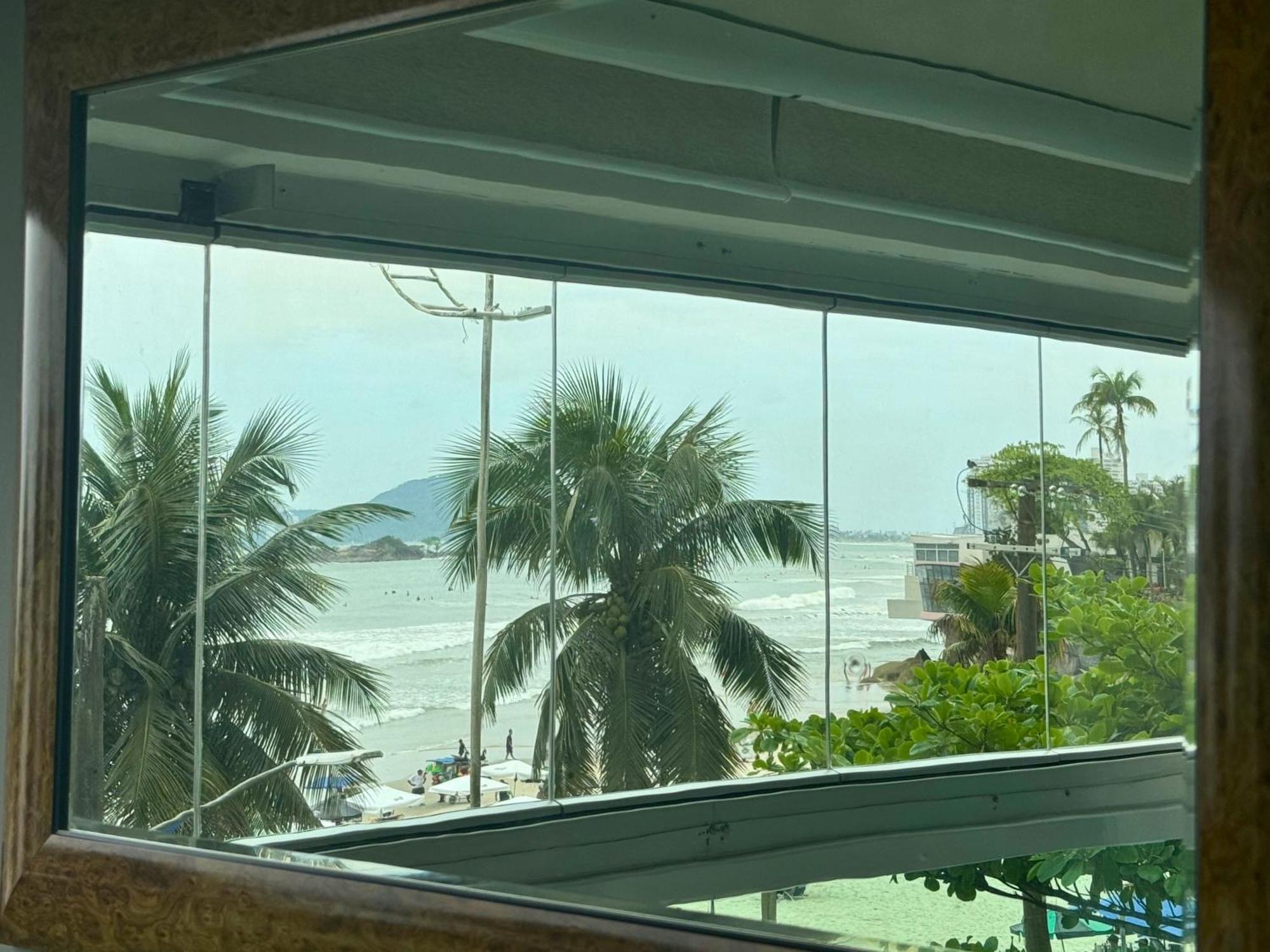 Apartamento Vista Para O Mar E Pe Na Areia Гуаружа Экстерьер фото